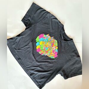 Meow Wolf large cropped tshirt